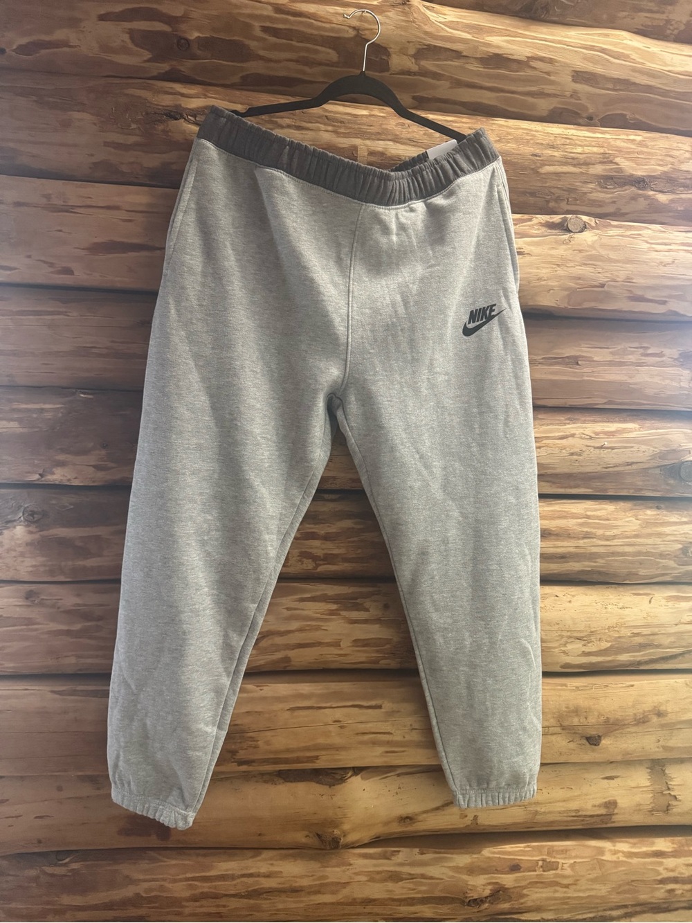 Nike mens Gray Heather Sweat Joggers new